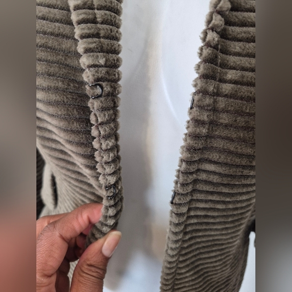 AKRIS PUNTO Bergdorf Velvet Fitted Corduroy Cotton Blazer Jacket(4) - Picture 7 of 11